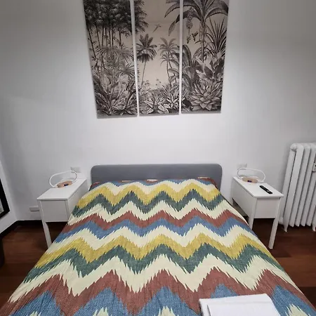 Oda ve Kahvaltı Navigli Modern *